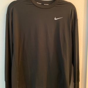 NIKE running long sleeve